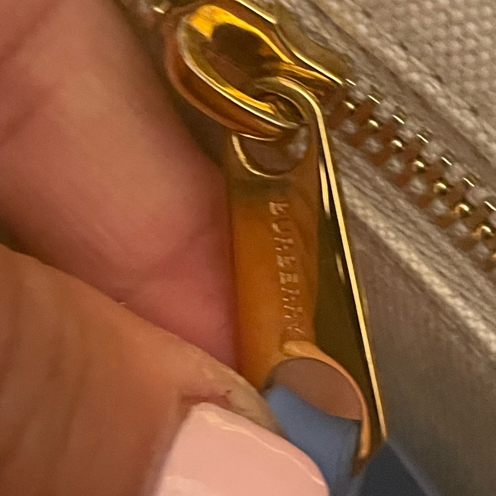 Burberry Tan and Blue Totes Elegant Design - Picture 10 of 10
